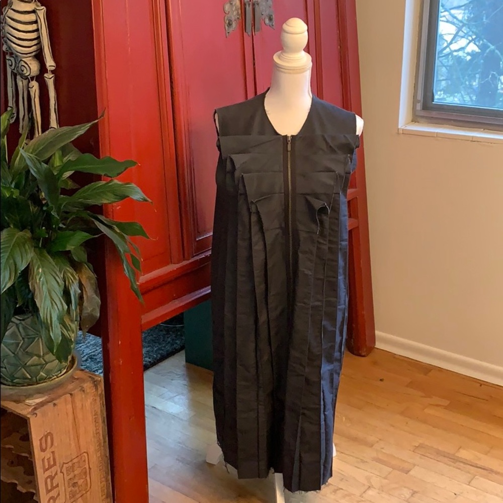 DZHUS Ukrainian conceptual grey deconstructed look